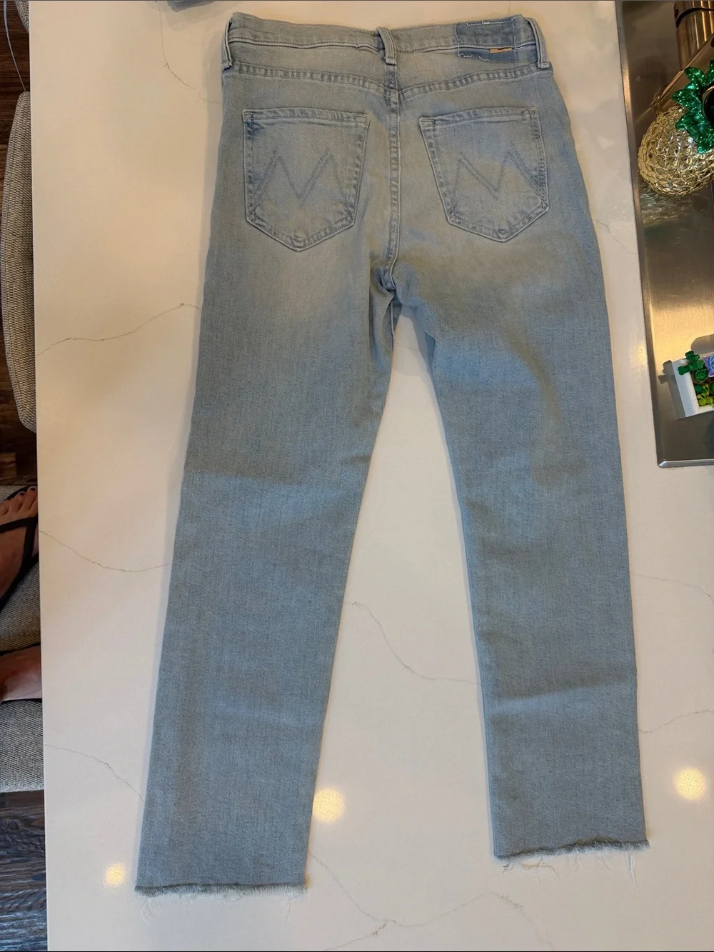 Mother button fly The Scrapper Cuff Ankle Fray Jeans